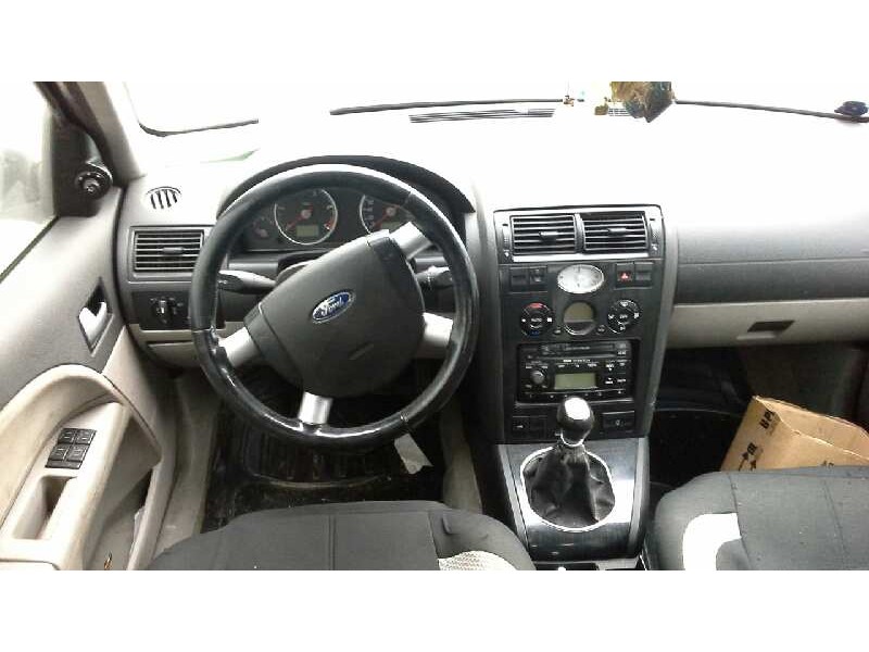 ford mondeo berlina (ge) del año 2001