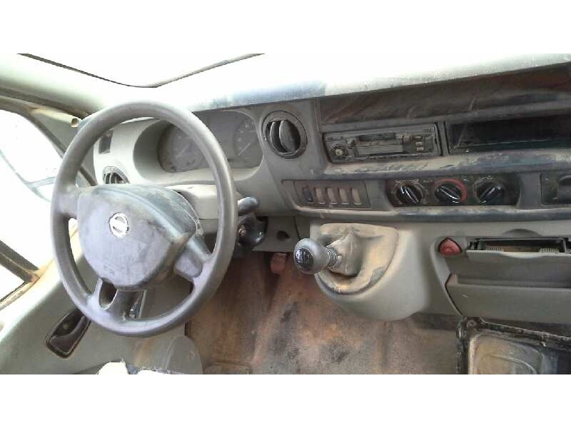 nissan interstar mod. 04 (x70) del año 2004