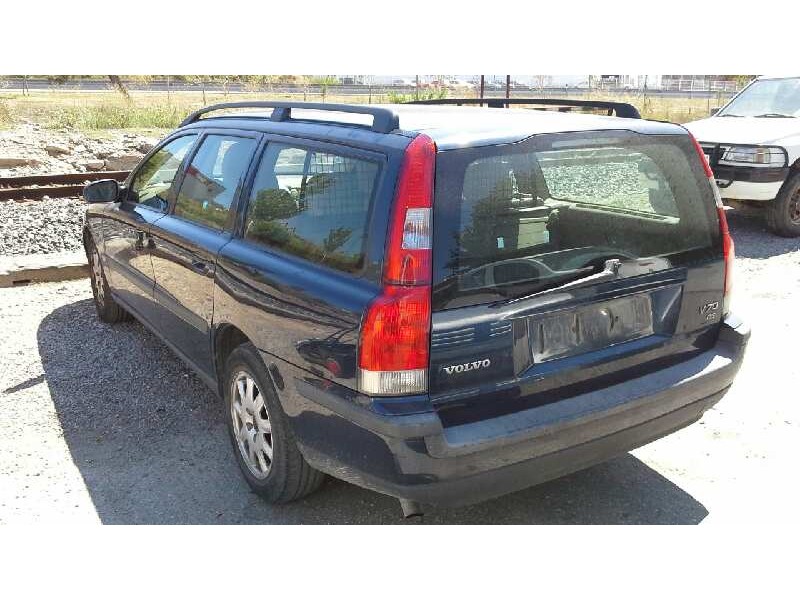 volvo v70 familiar del año 2002