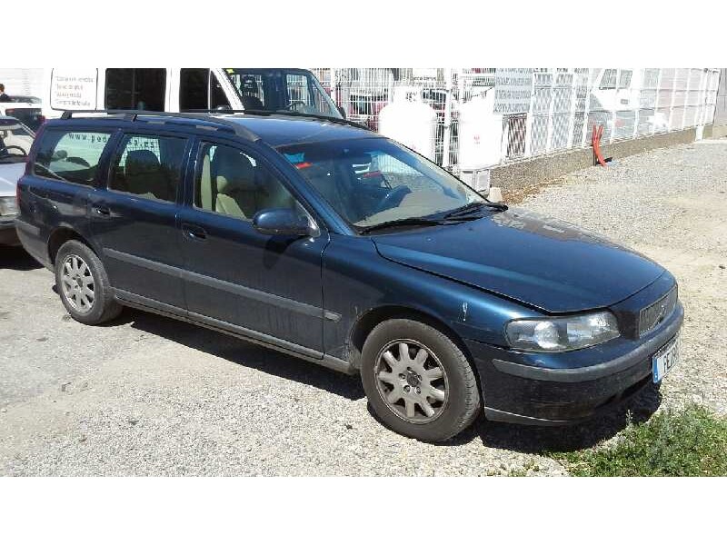 volvo v70 familiar del año 2002