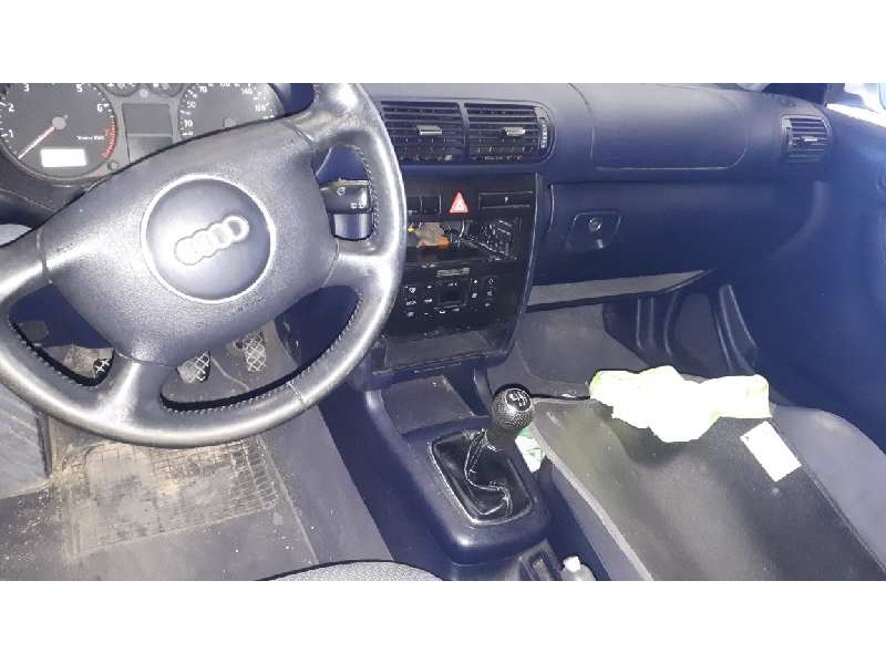 audi a3 (8l) del año 2000