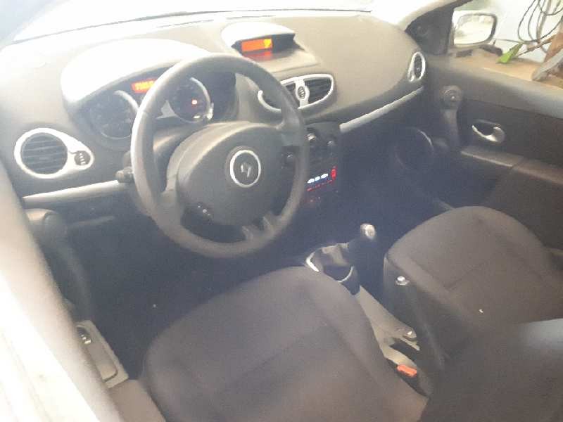 renault clio iii del año 2007