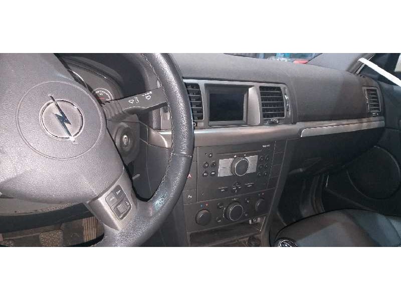 opel vectra c berlina del año 2007