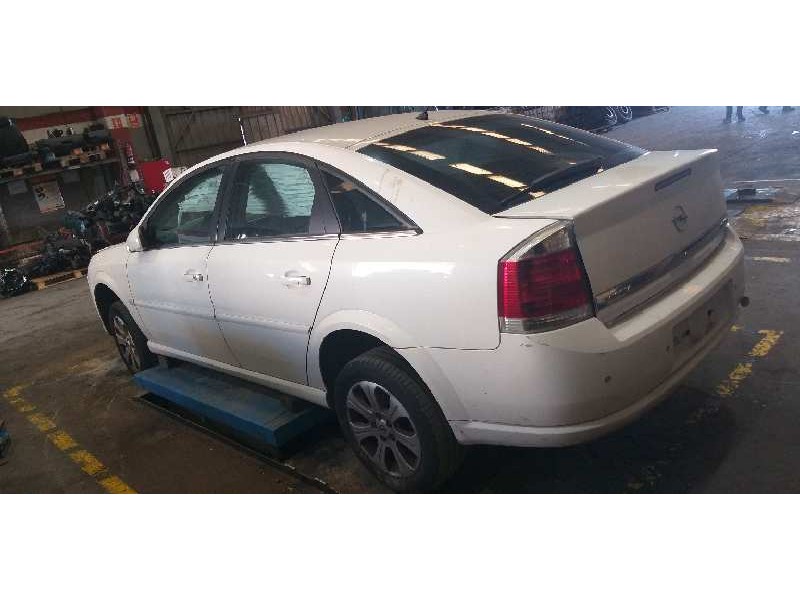 opel vectra c berlina del año 2007