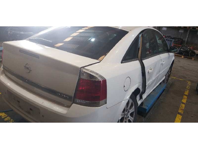opel vectra c berlina del año 2007
