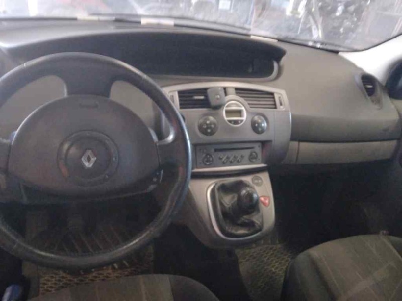 renault scenic ii del año 2005