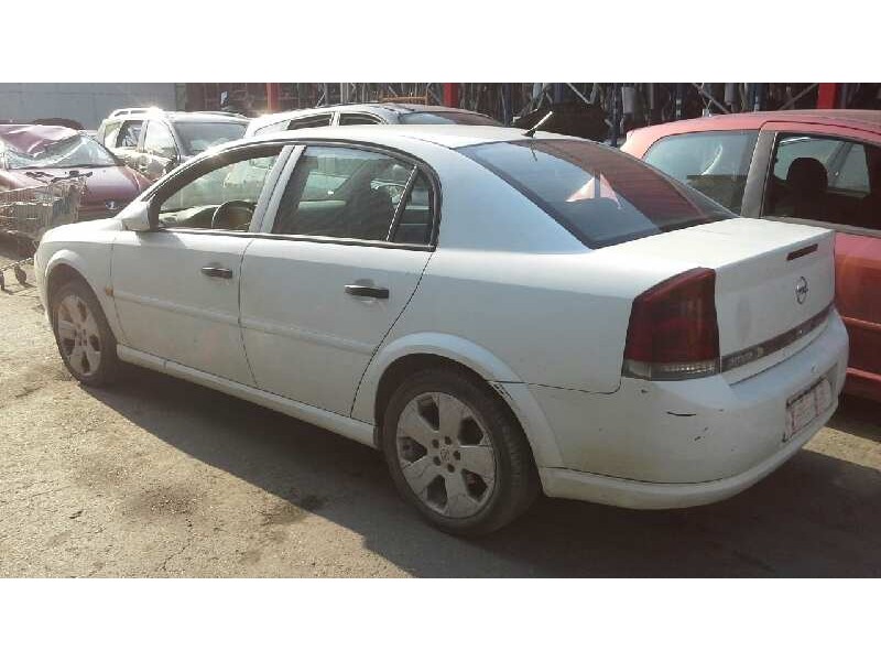 opel vectra c berlina del año 2005