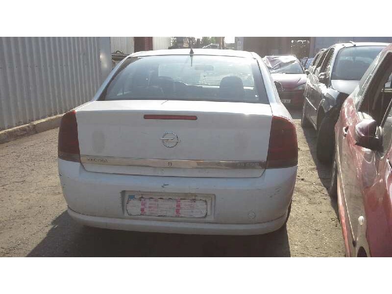 opel vectra c berlina del año 2005