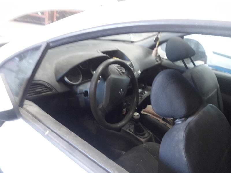 peugeot 207 del año 2007