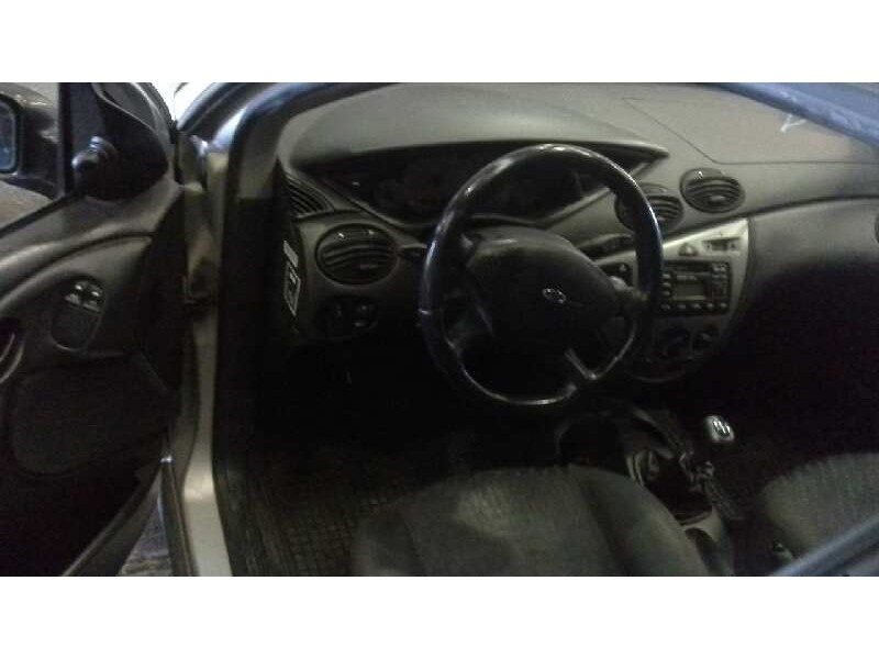 ford focus berlina (cak) del año 1999