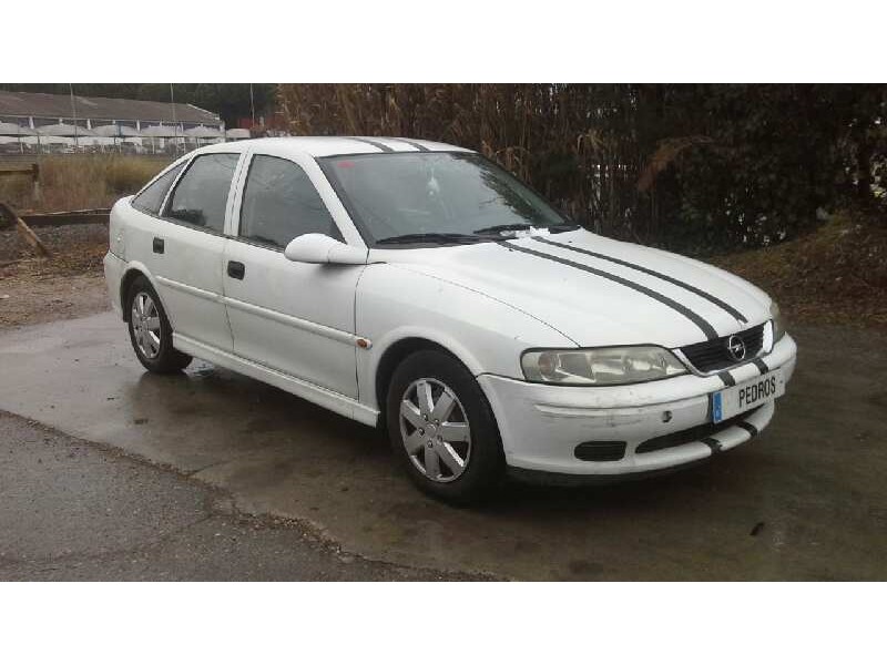 opel vectra b berlina del año 1999