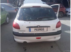 peugeot 206 berlina del año 2000 2
