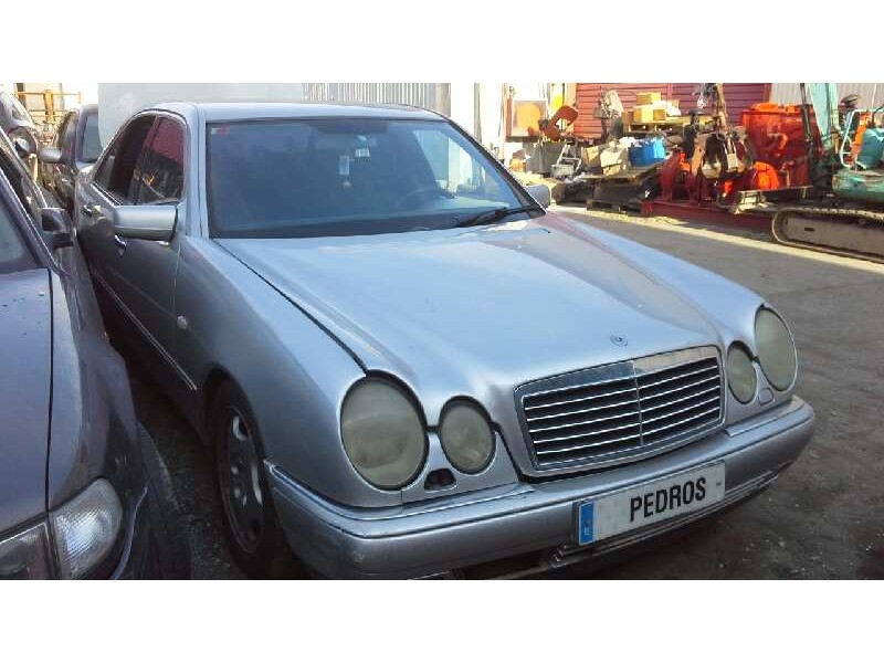 mercedes-benz clase e (w210) berlina diesel del año 1998