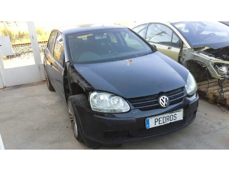 volkswagen golf v berlina (1k1) del año 2004