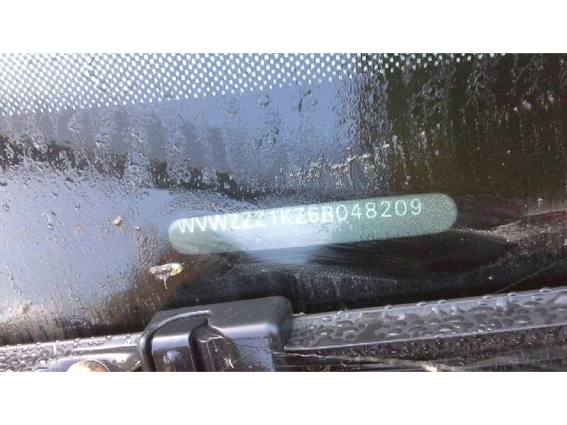 volkswagen golf v berlina (1k1) del año 2005