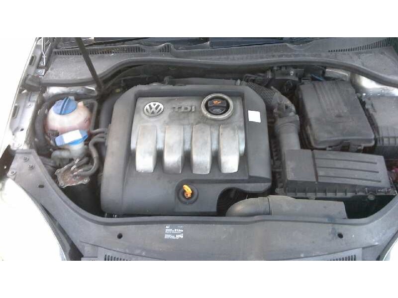 volkswagen golf v berlina (1k1) del año 2005