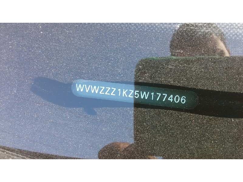 volkswagen golf v berlina (1k1) del año 2005