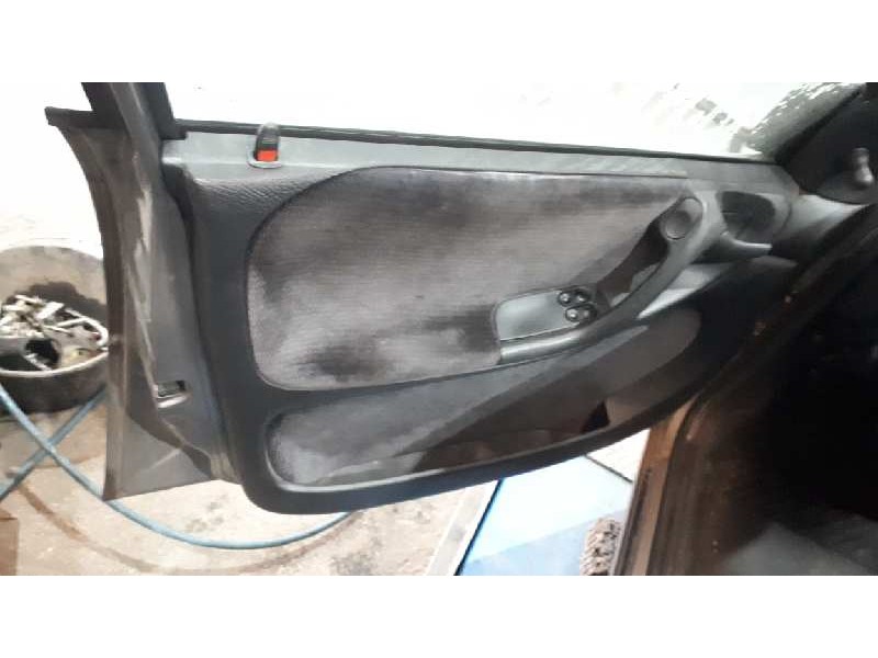 opel astra f berlina del año 1993