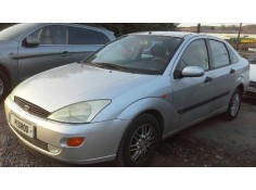 ford focus berlina (cak) del año 2000
