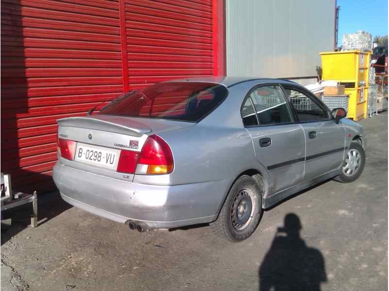 mitsubishi carisma berina 5 (da0) del año 1997