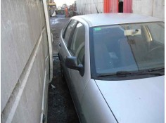 seat cordoba berlina (6k2) del año 2000 2