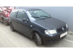 volkswagen polo berlina (6n2) del año 2000 2