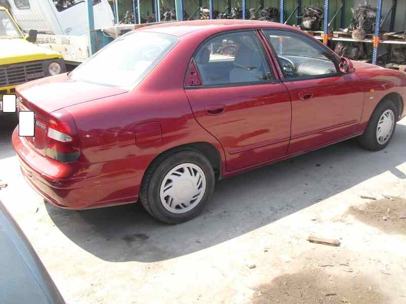 daewoo nubira berlina del año 1999