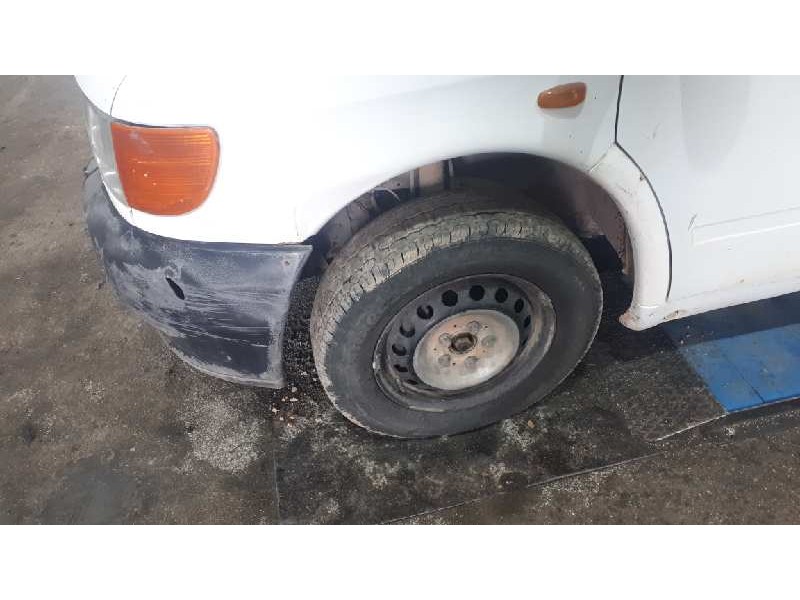 mercedes-benz vito (w638) caja cerrada del año 1997