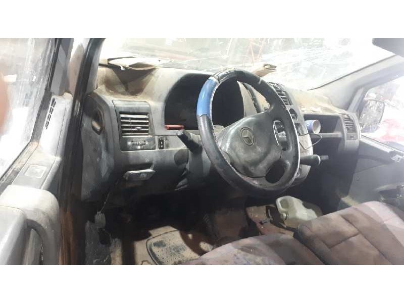 mercedes-benz vito (w638) caja cerrada del año 1997