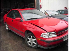volvo s40 berlina del año 1998