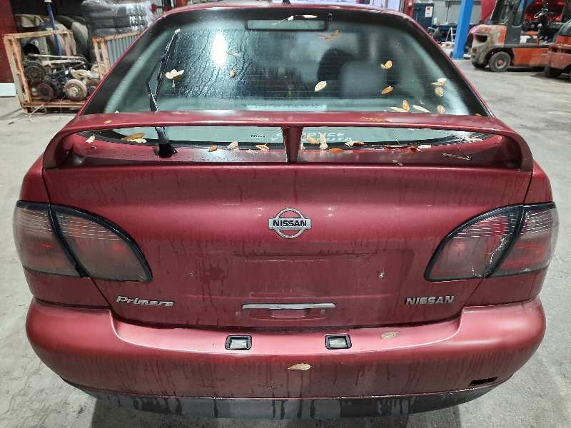 nissan primera berlina (p11) del año 1999