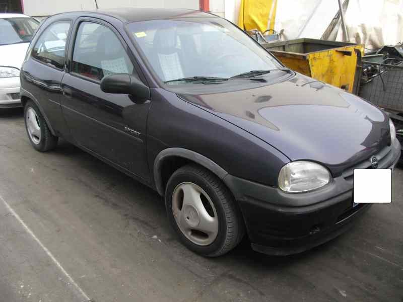 opel corsa b del año 1996