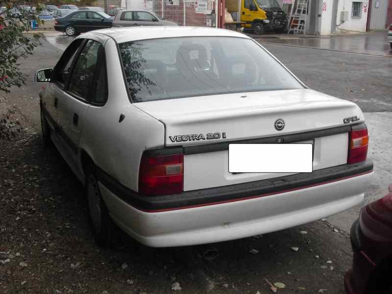 opel vectra a del año 1993