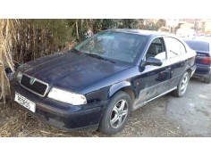 skoda octavia berlina (1u2) del año 1999