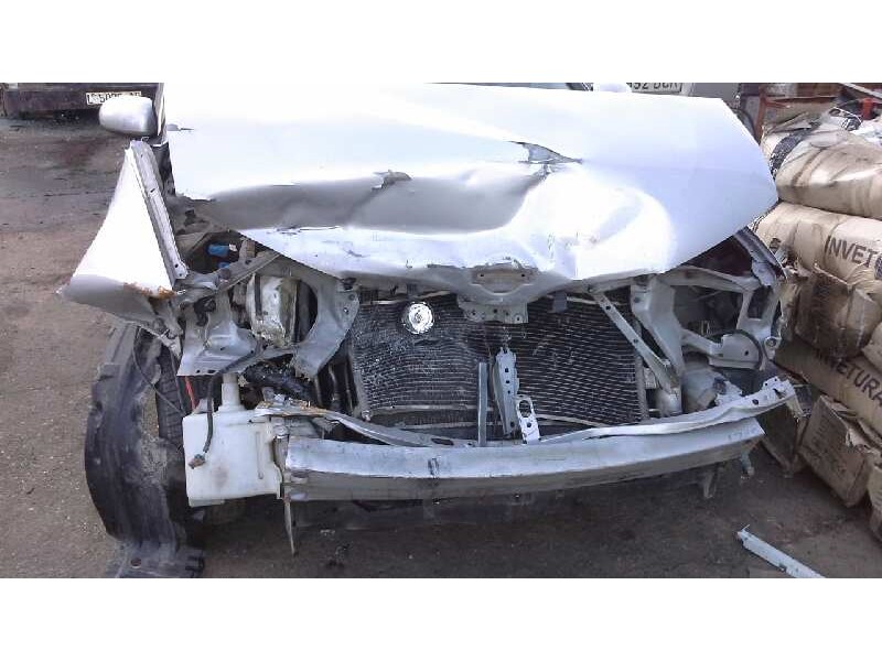 nissan almera (n16/e) del año 2000