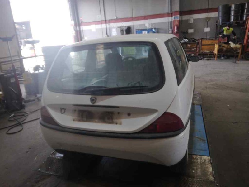 lancia y del año 1996