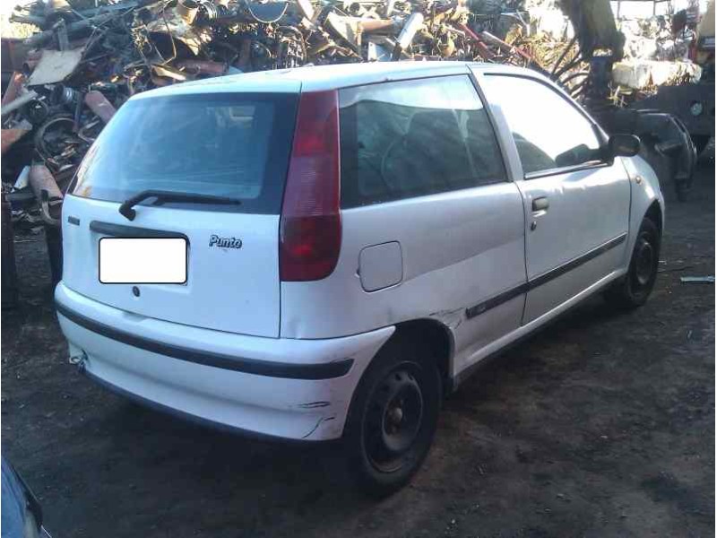 fiat punto berlina (176) del año 1999