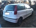 FIAT PUNTO BERLINA (176)