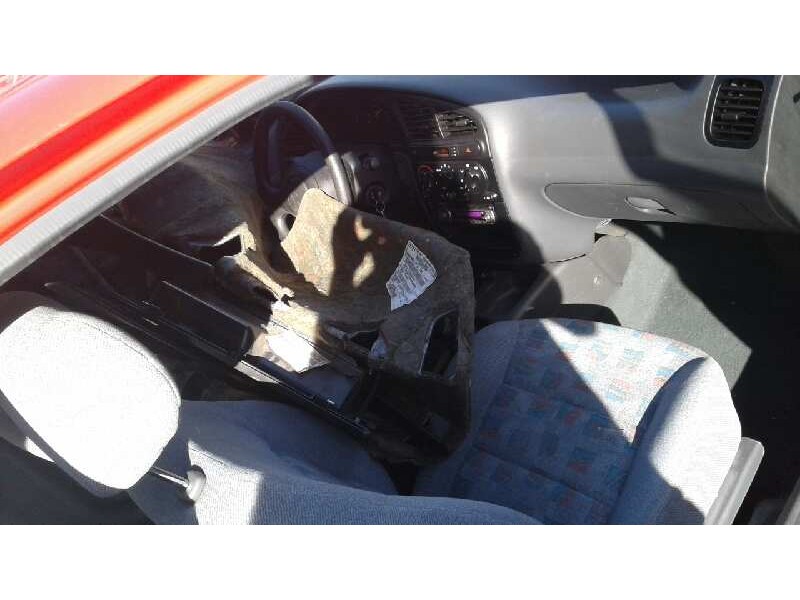 daewoo lanos del año 1999