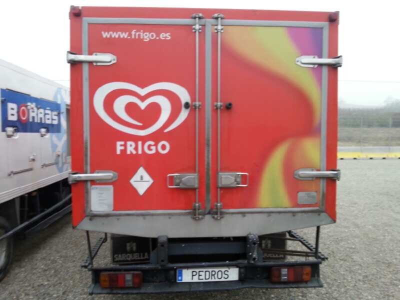 nissan l-80.09 del año 1989