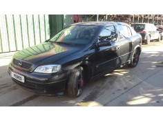 opel astra g berlina del año 2000