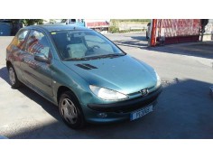 peugeot 206 berlina del año 2000 2