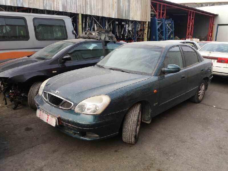 daewoo nubira berlina del año 1999