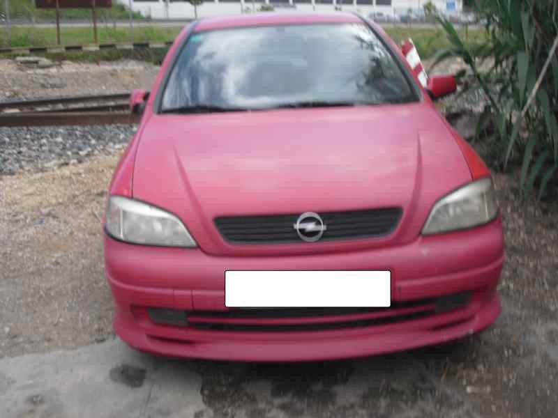 opel astra g berlina del año 1998
