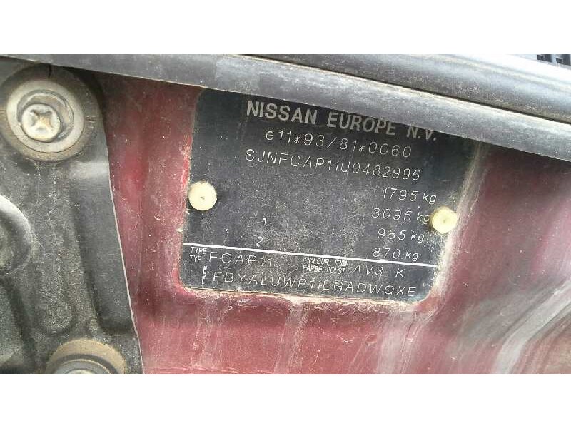 nissan primera berlina (p11) del año 2000