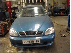 daewoo lanos del año 1950