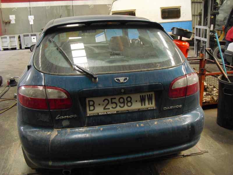 daewoo lanos del año 1950