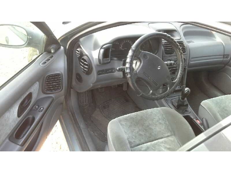 renault laguna (b56) del año 1997