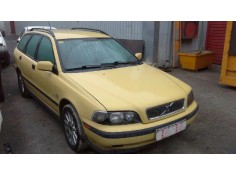volvo v40 familiar del año 2000 2
