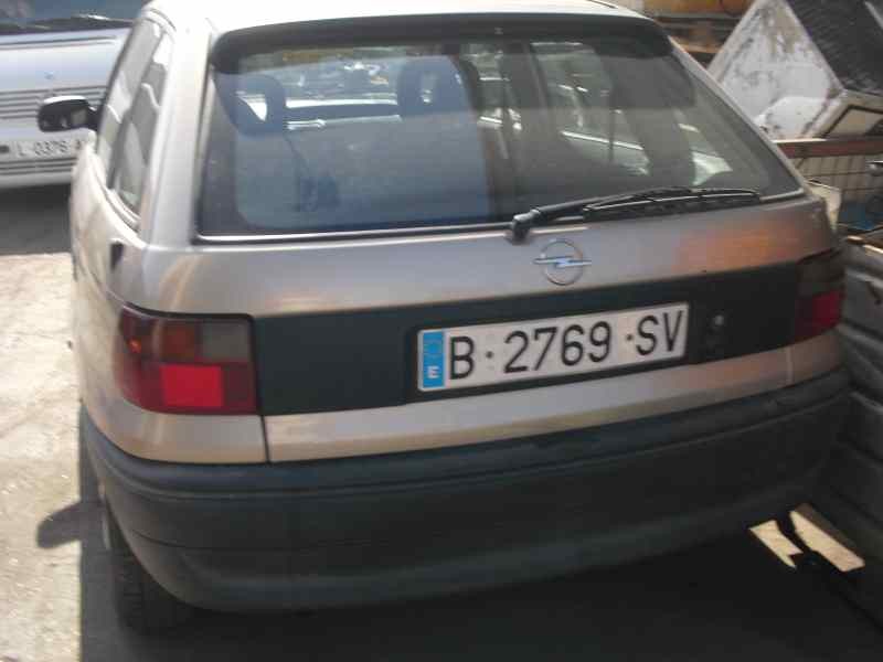 opel astra f berlina del año 1996